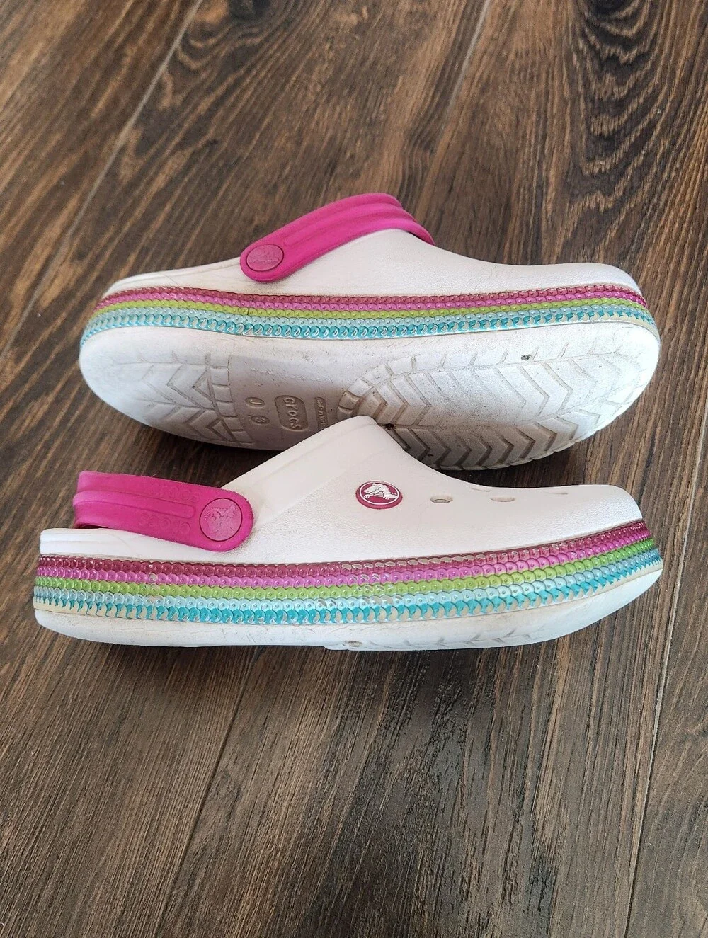 Girls CROCS Size J3